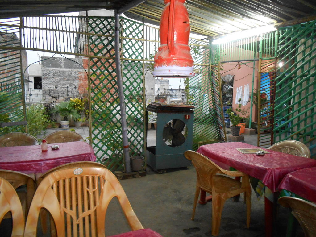 Elvis Guest House Βαρανάσι Εξωτερικό φωτογραφία